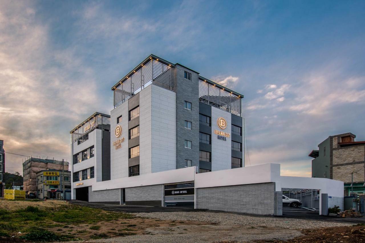 Brown Dot Gijang Yeonhwari Hotel Busan Bagian luar foto