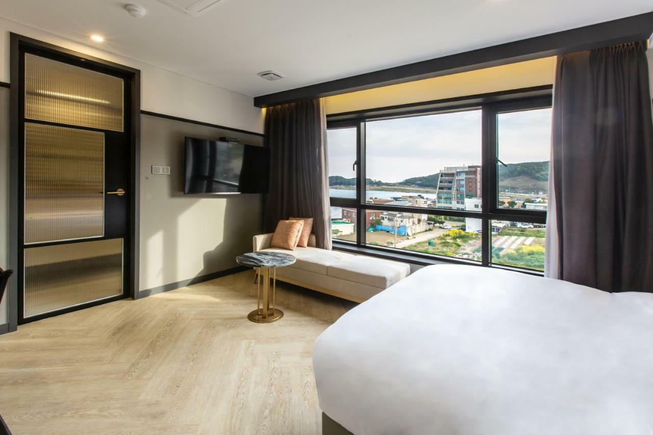 Brown Dot Gijang Yeonhwari Hotel Busan Bagian luar foto