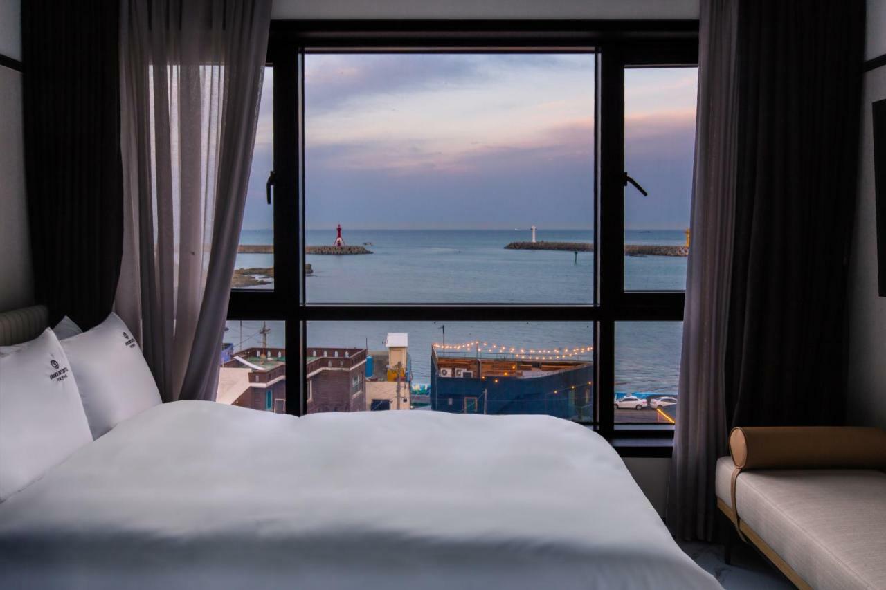 Brown Dot Gijang Yeonhwari Hotel Busan Bagian luar foto