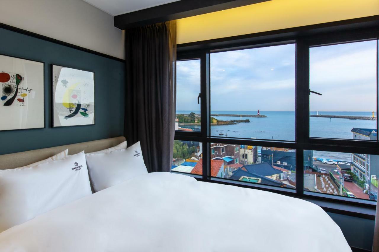 Brown Dot Gijang Yeonhwari Hotel Busan Bagian luar foto