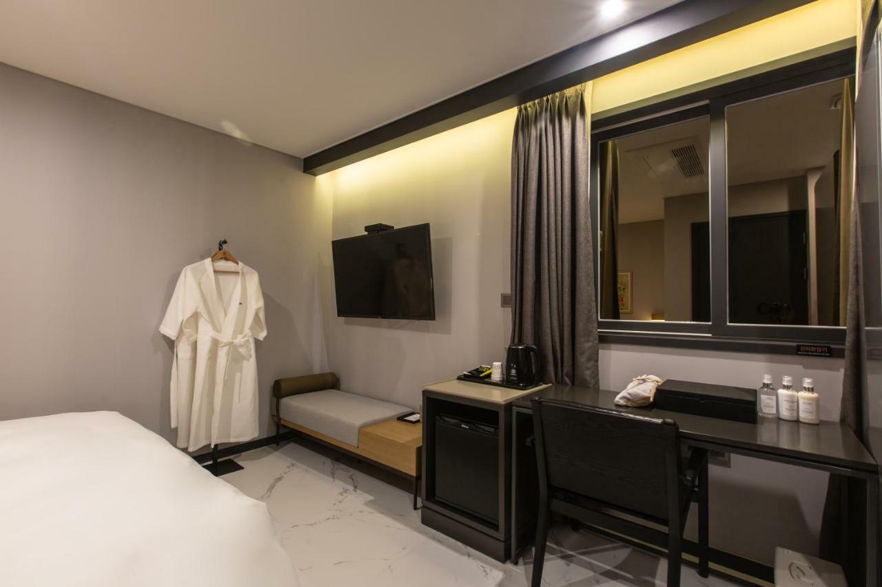 Brown Dot Gijang Yeonhwari Hotel Busan Bagian luar foto