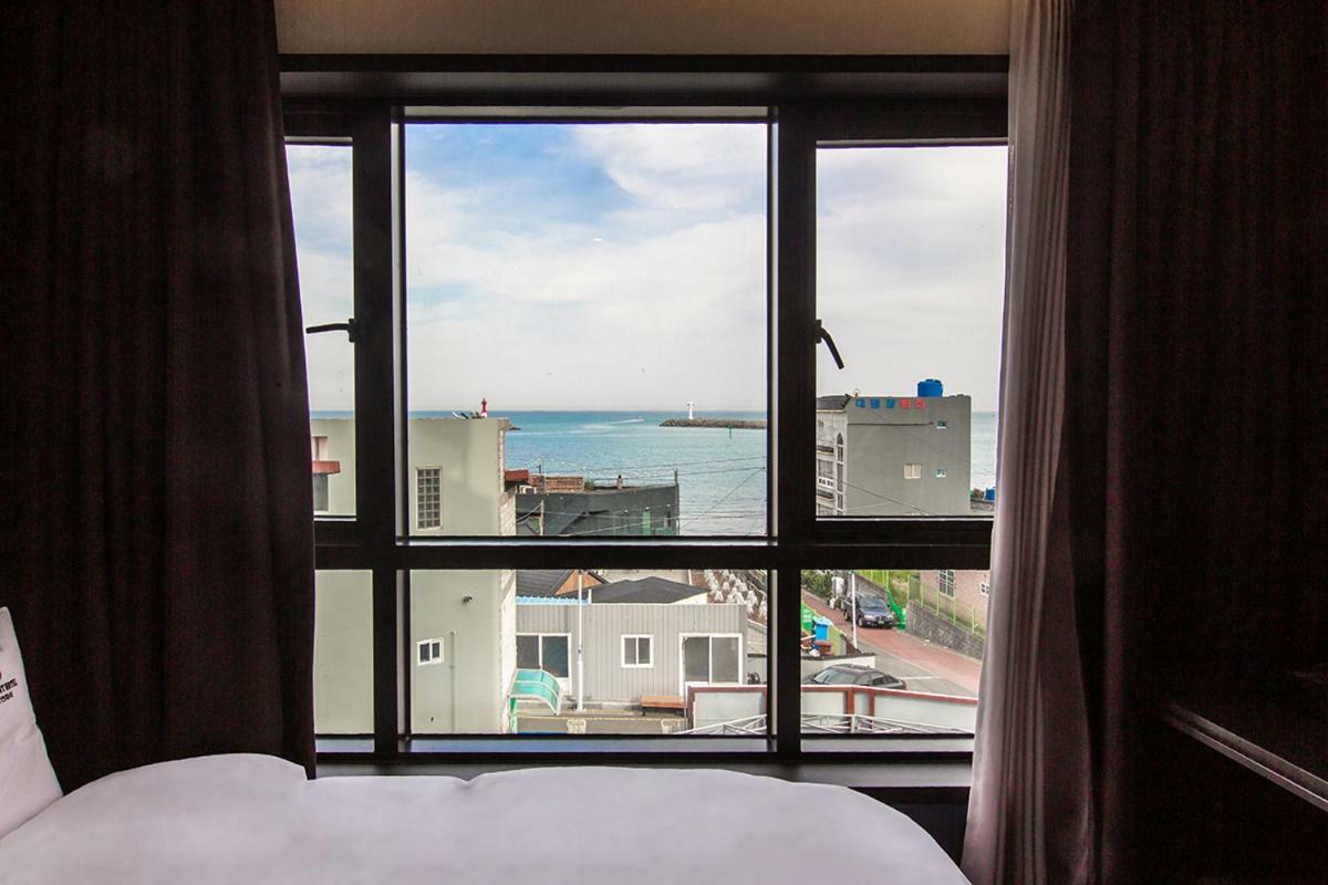 Brown Dot Gijang Yeonhwari Hotel Busan Bagian luar foto