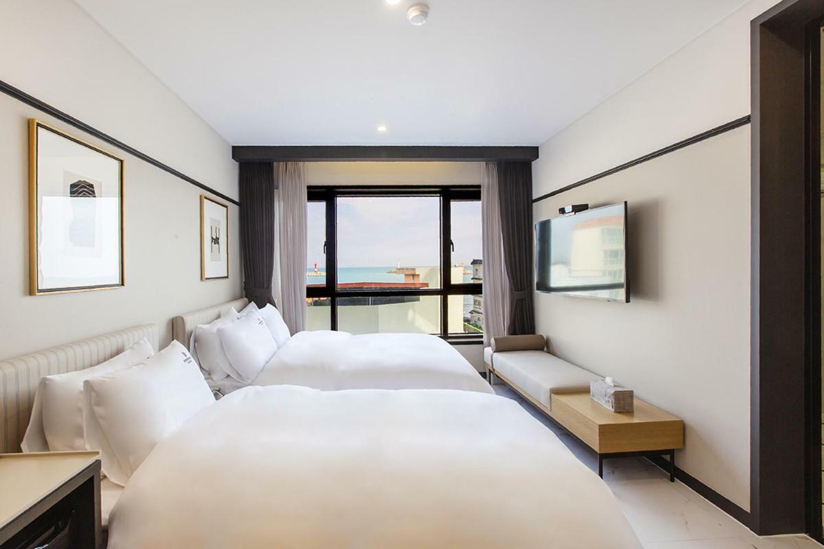 Brown Dot Gijang Yeonhwari Hotel Busan Bagian luar foto