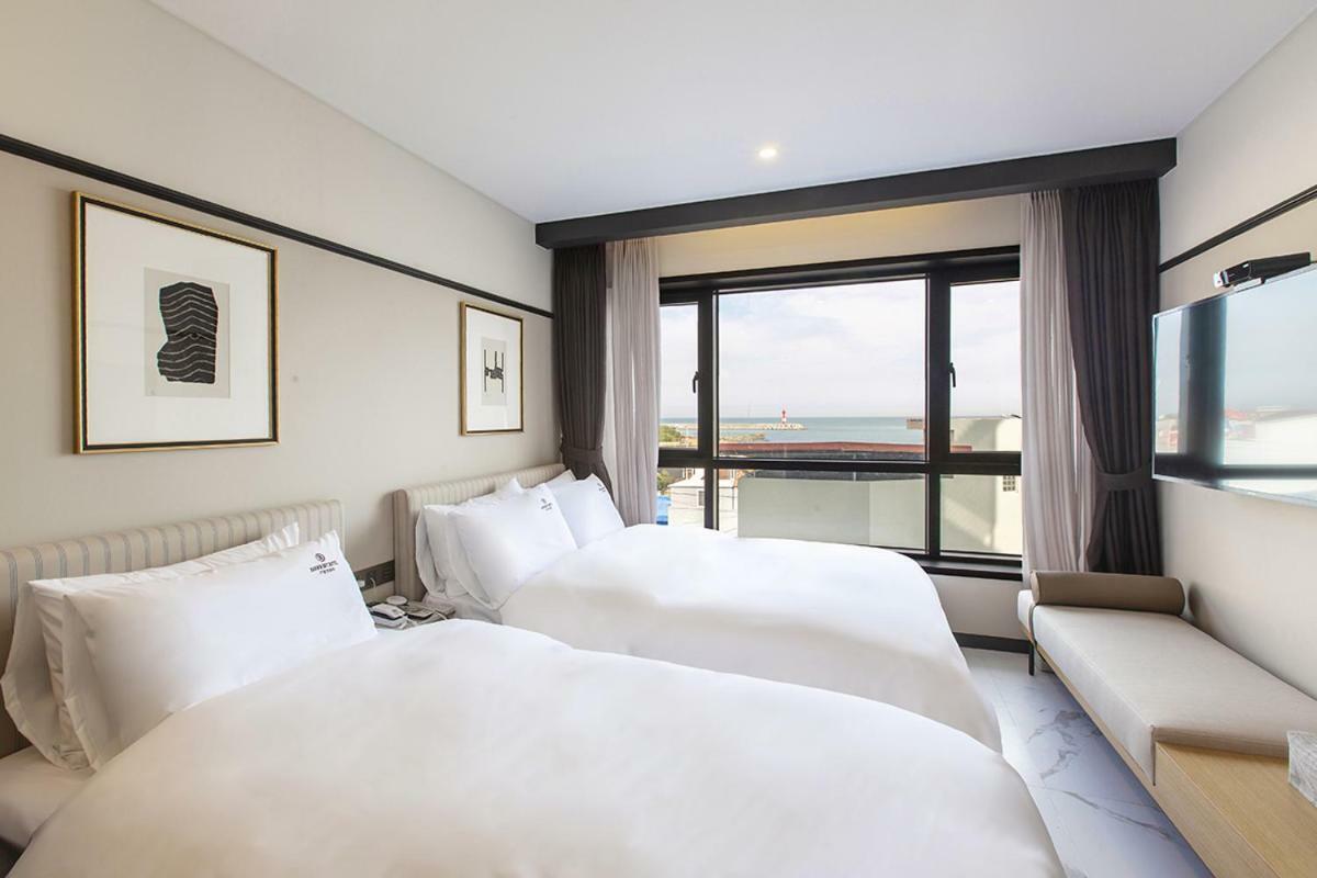 Brown Dot Gijang Yeonhwari Hotel Busan Bagian luar foto