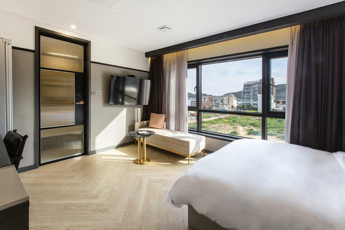 Brown Dot Gijang Yeonhwari Hotel Busan Bagian luar foto